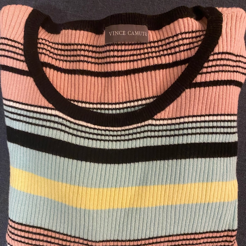 Vince Camuto stretch multi color blouse